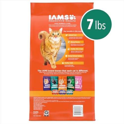 Croquettes IAMS Proactive Health pour chat adulte, poulet et saumon, texture croquante.