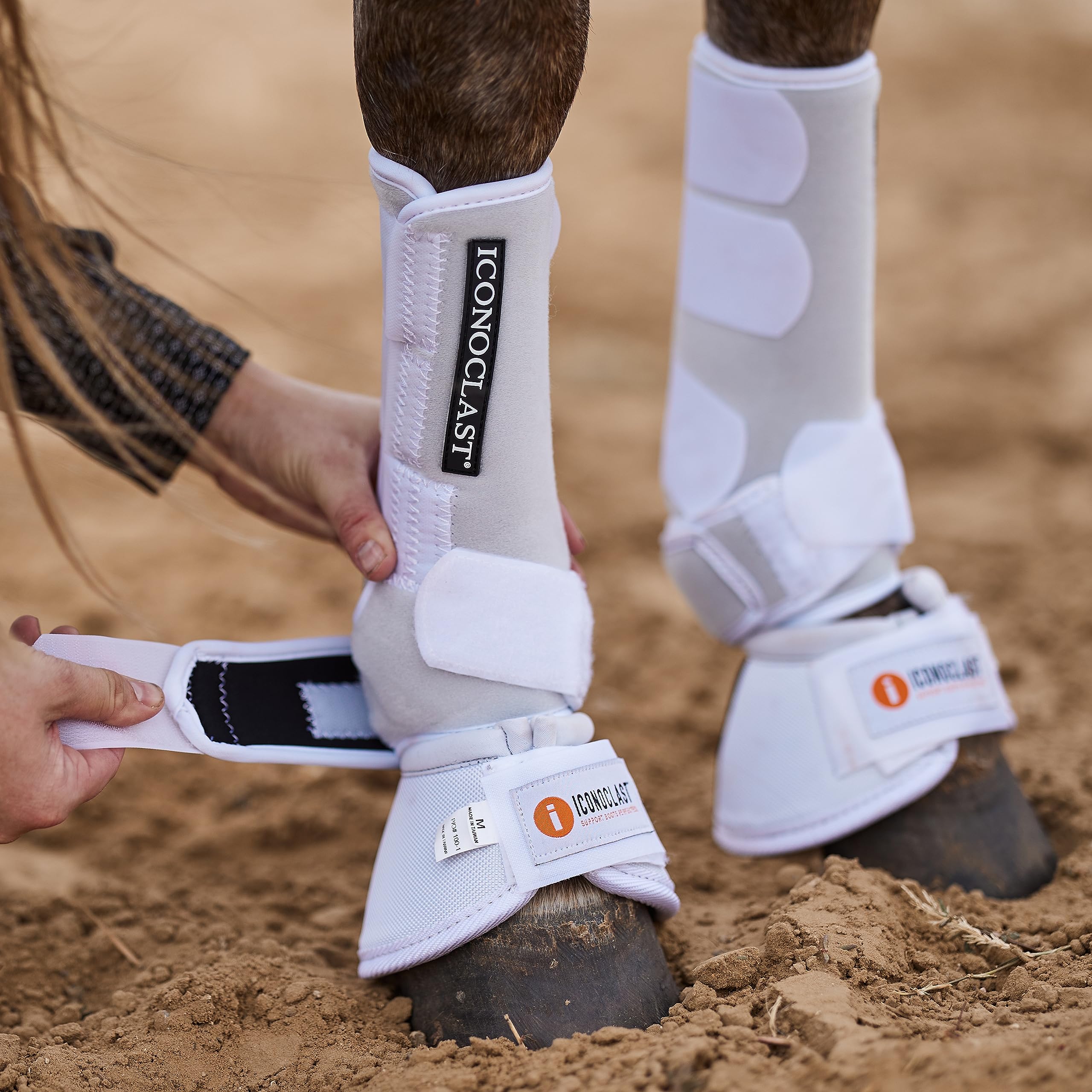 Iconoclast bottes blanches vue latérale droite, maintien latéral renforcé.