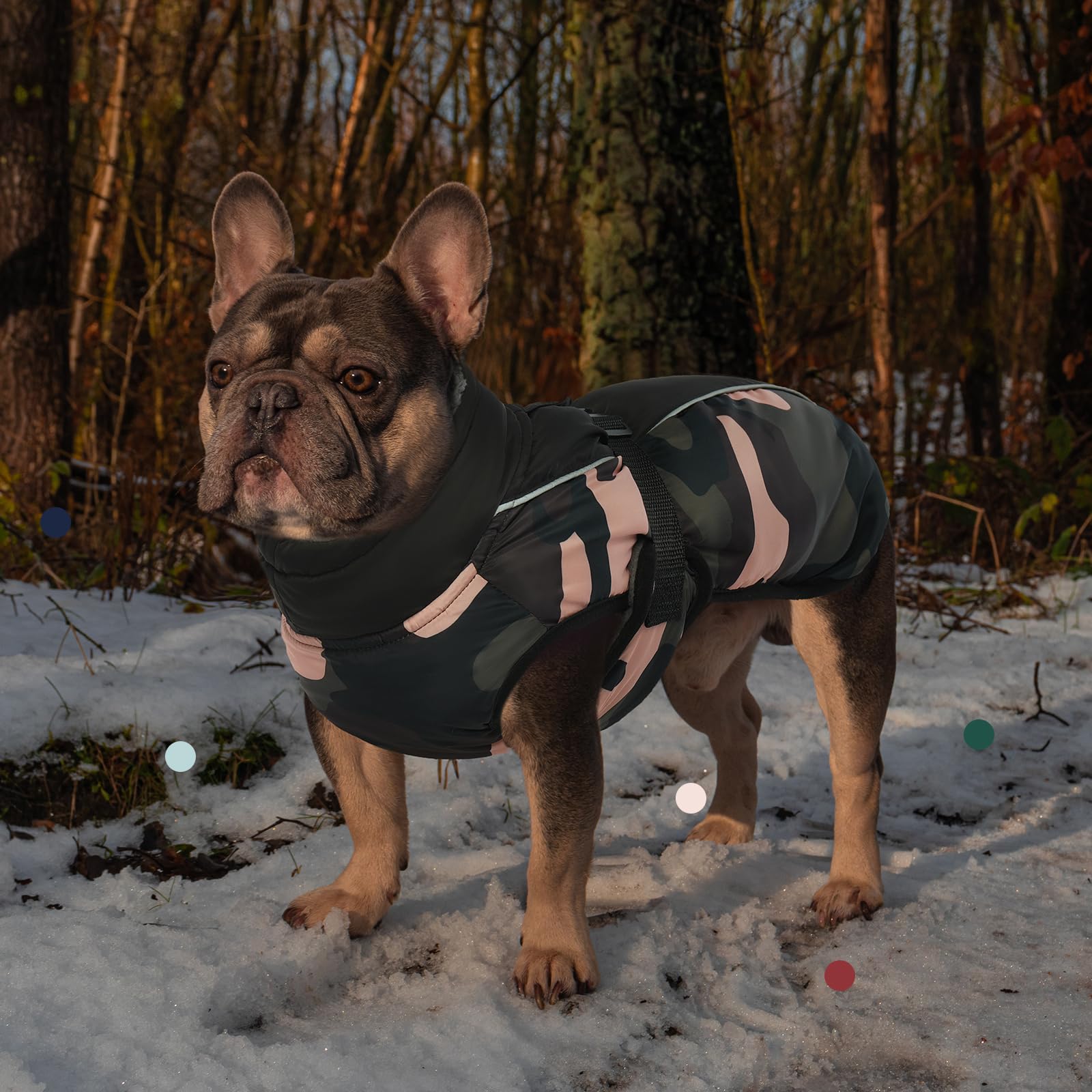 Manteau IECOii col roulé en polaire doux pour le confort pendant les sorties par temps froid.
