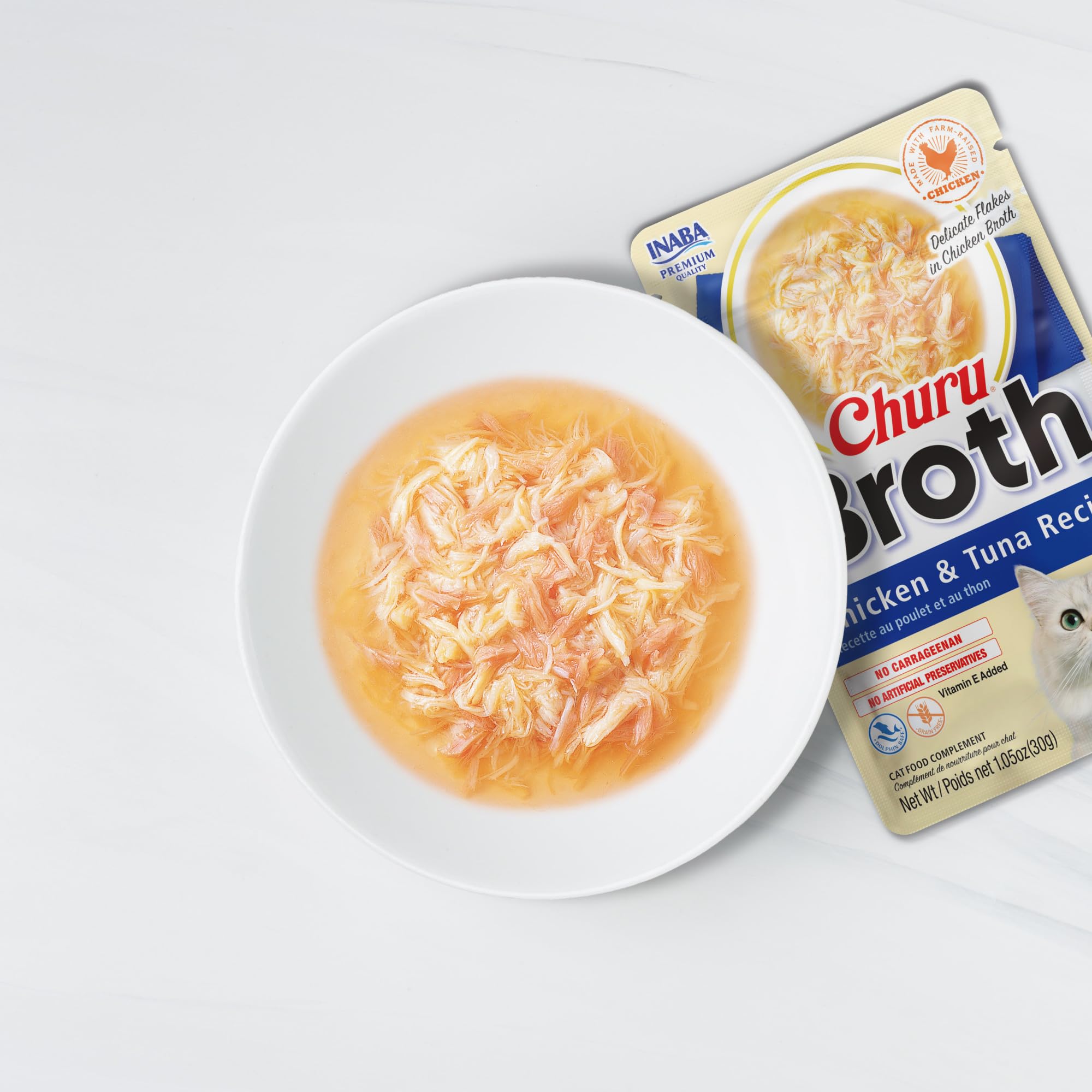 INABA Churu Flocons poulet chat : morceaux savoureux dans le bouillon.