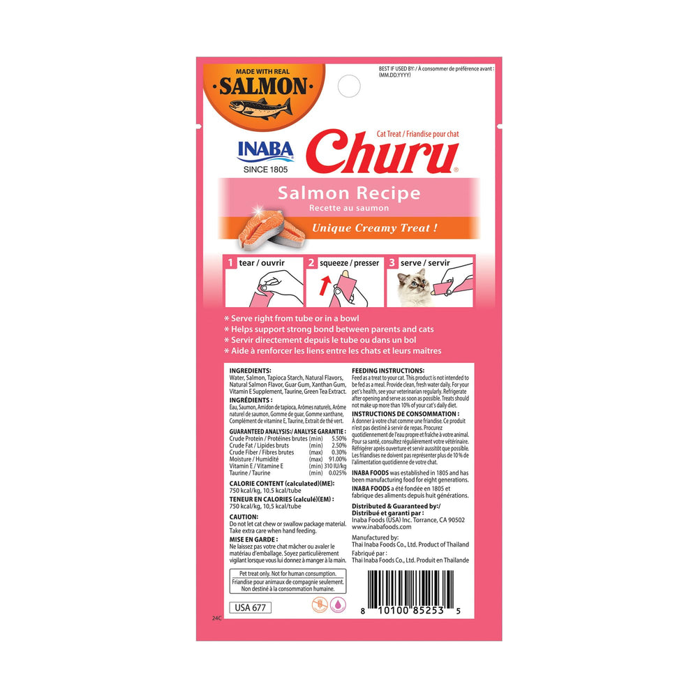 INABA Churu – moment de complicité lors de l'alimentation à la main