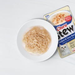 INABA Churu Stew - morceaux de poulet ajoutant texture et goût.
