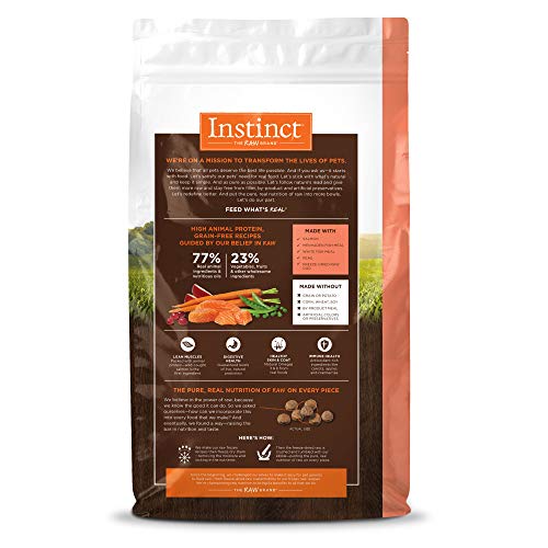 Instinct Original Dry Cat Food ingrédients naturels visibles pour l’équilibre.