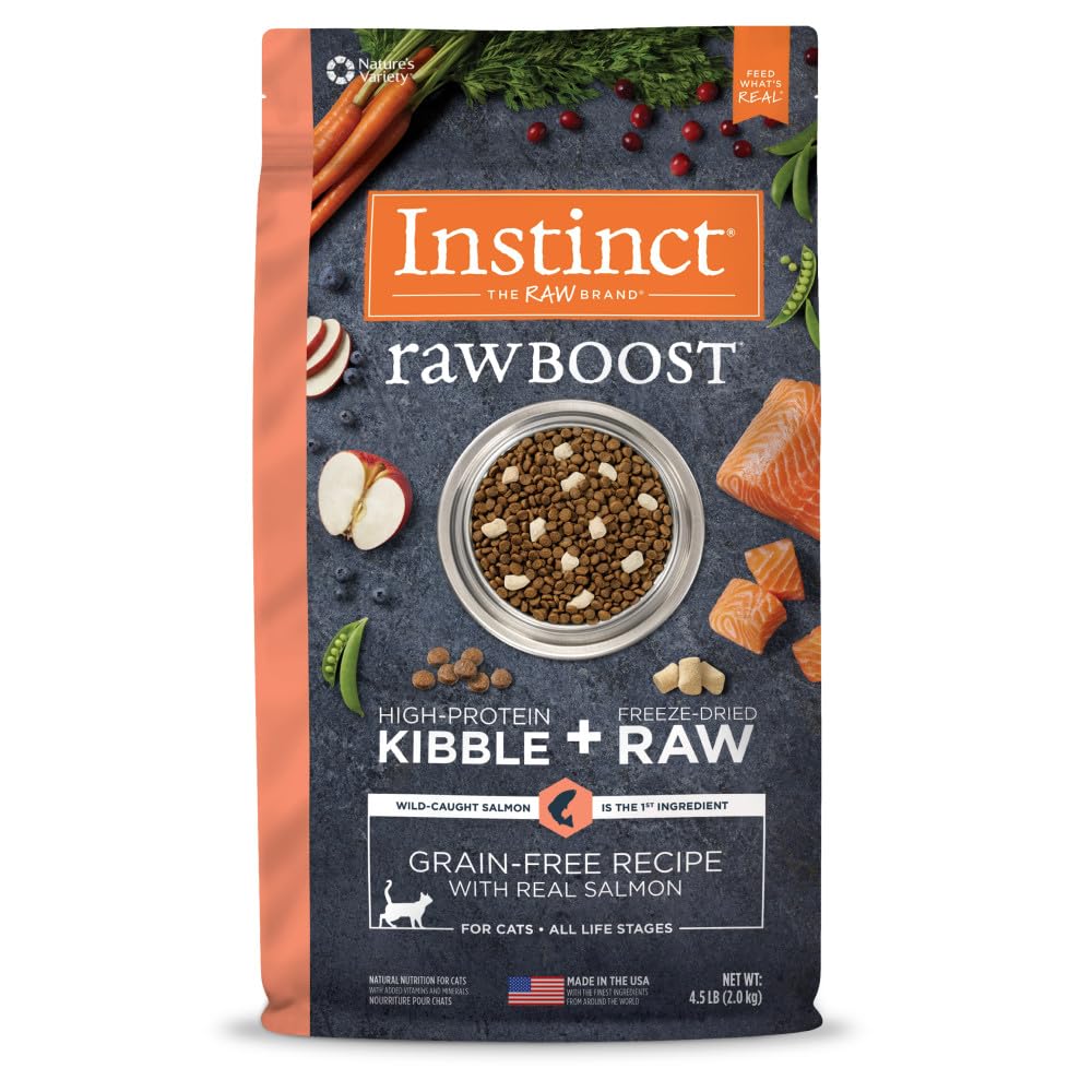 Instinct Raw Boost : croquettes croustillantes et morceaux saumon pour chat.
