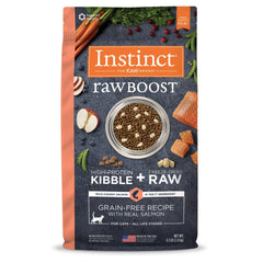 Instinct Raw Boost : croquettes croustillantes et morceaux saumon pour chat.