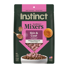 Instinct RawBoost poulet cru : pelleterie croquante et soutien potentiel peau pelage