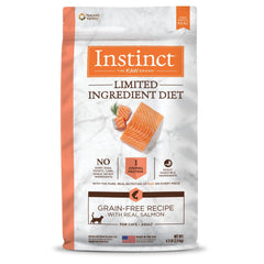 Instinct - croquettes saumon, régime à ingrédients limités pour une digestion facilitée.