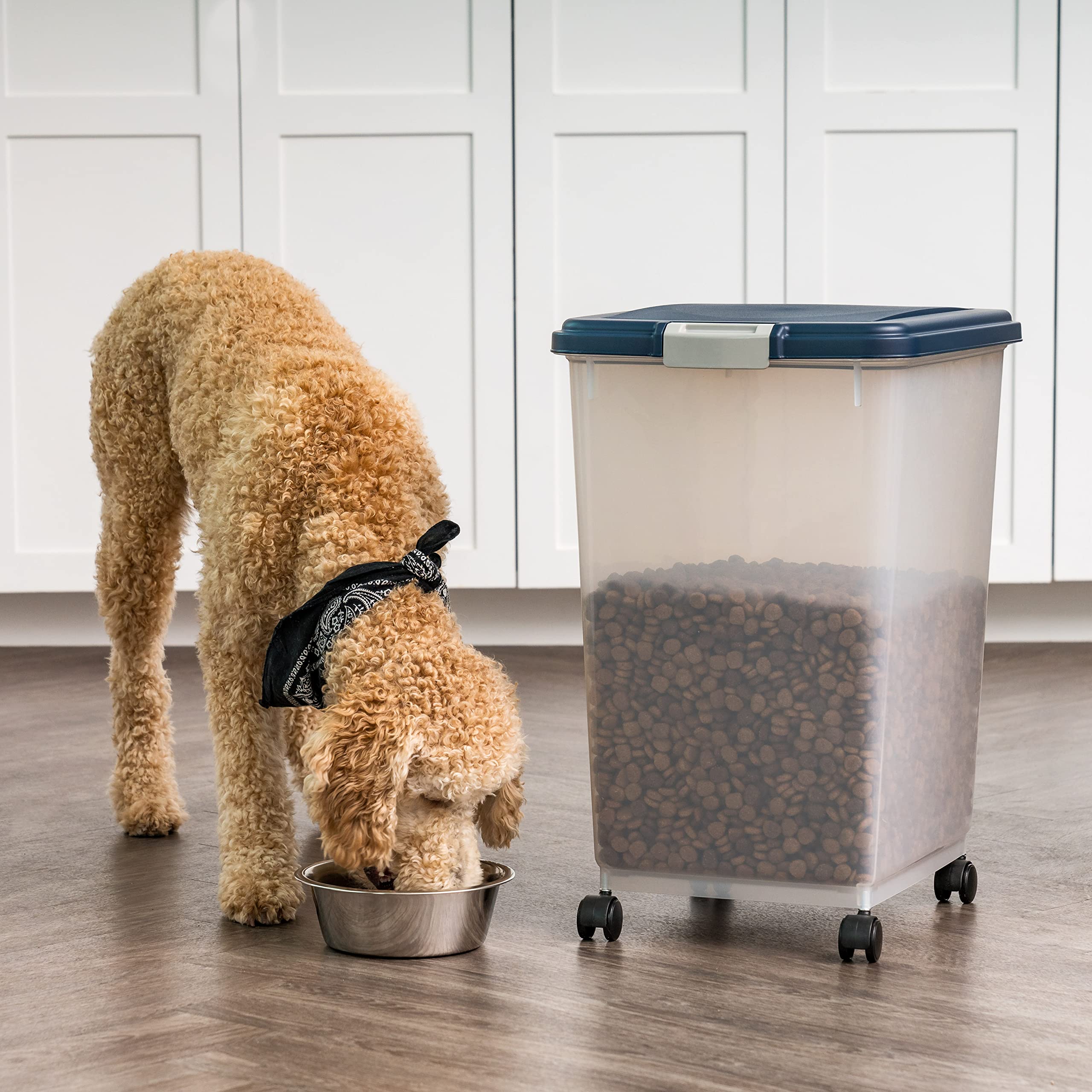 IRIS USA Sans BPA, matériau sûr pour l’alimentation animale.