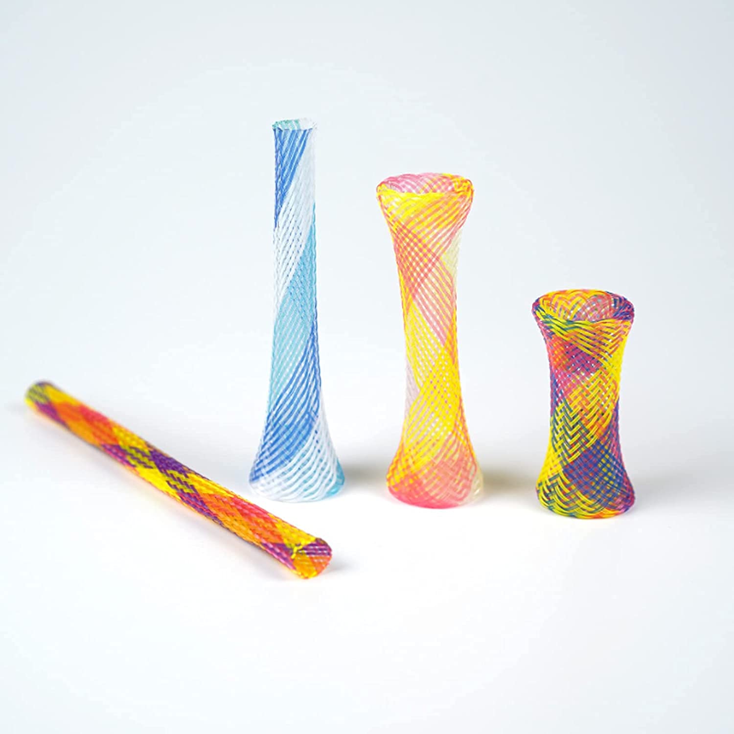 ISMARTEN ressorts pour chat: couleurs variées attirant l'attention visuelle.