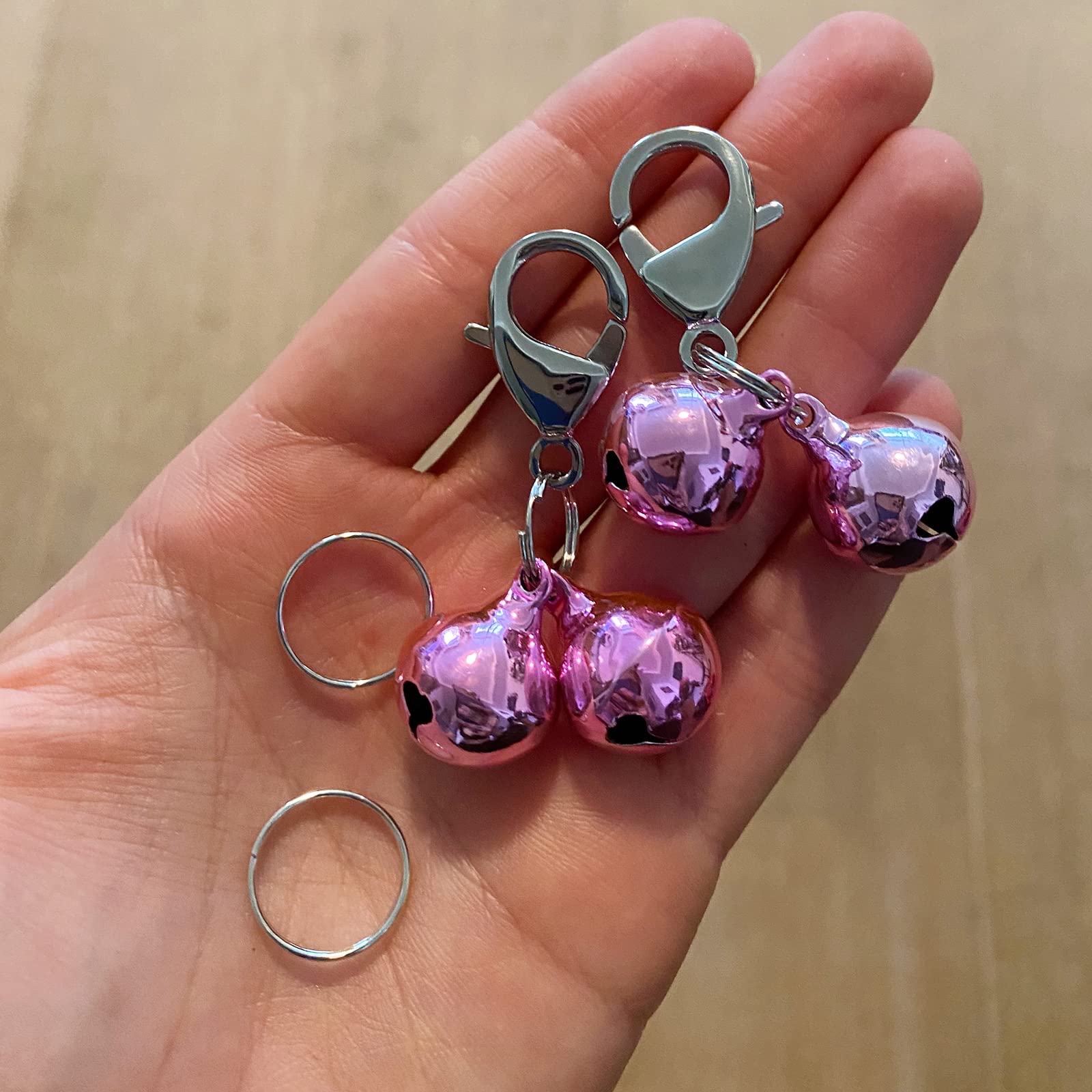 IVIA PET: cloche chat cuivre au son net pour localisation précise.