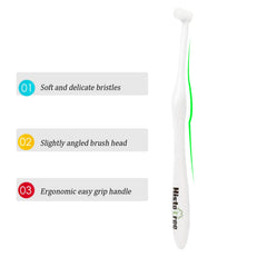 Brosse JGocot à tête inclinée pour un meilleur accès dans les bouches.