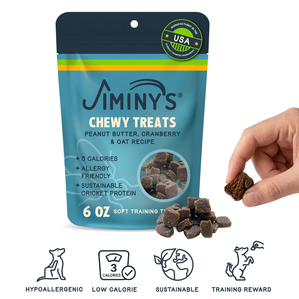 Jiminy's Chewy Training Treats, format portable, se glisse facilement dans la poche.
