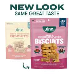 Gros plan sur les biscuits dorés Jinx os boeuf croustillants.