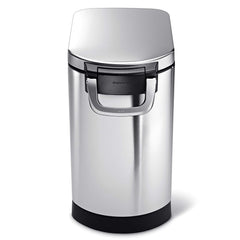 Joint silicone étanche maintient la nourriture fraîche dans le conteneur simplehuman.