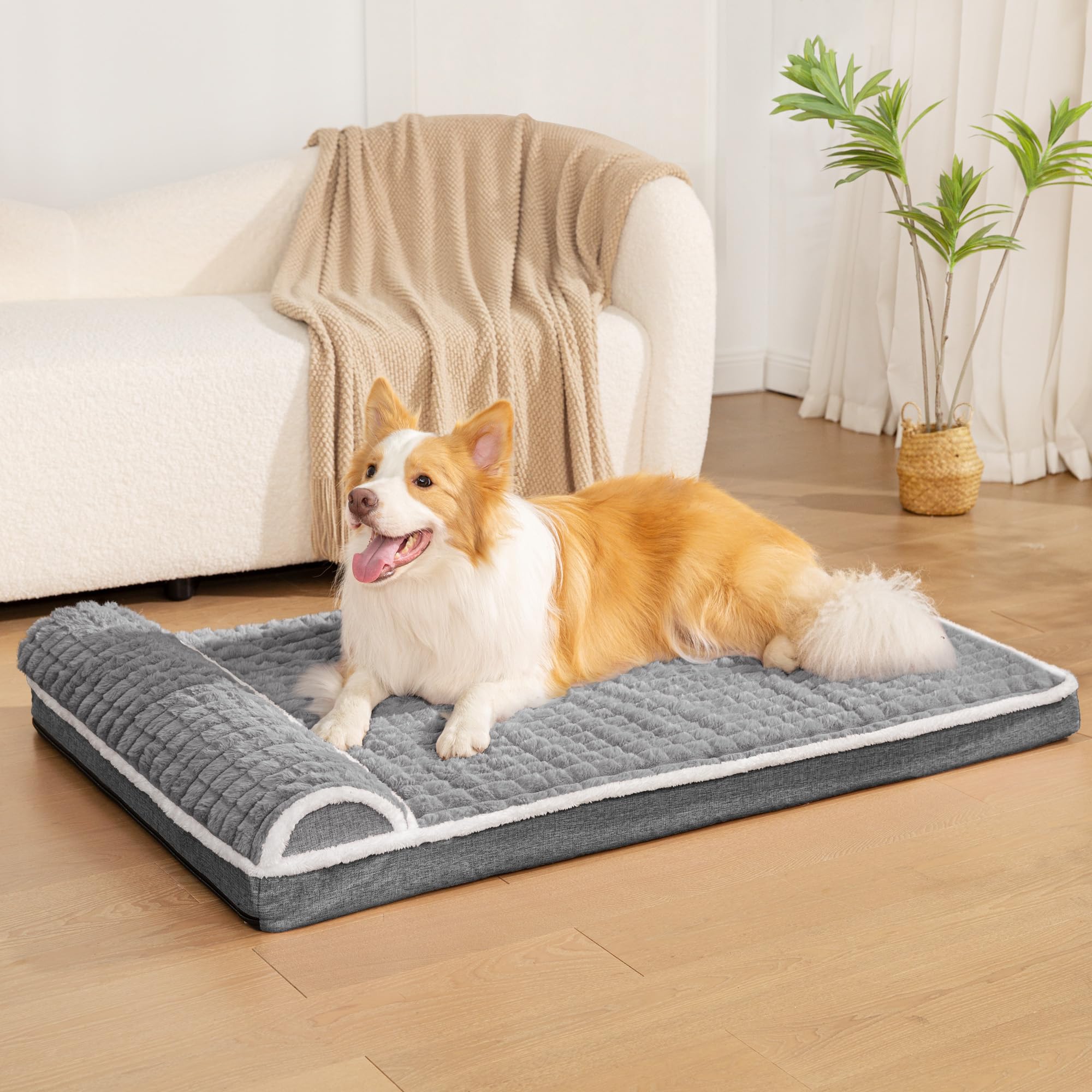Surface douce en flanelle rayée, style cosy et chaleureux.