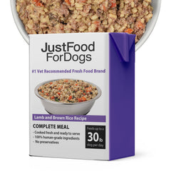 JustFoodForDogs emballage Tetra Pak sans conservateurs, pratique pour le voyage.