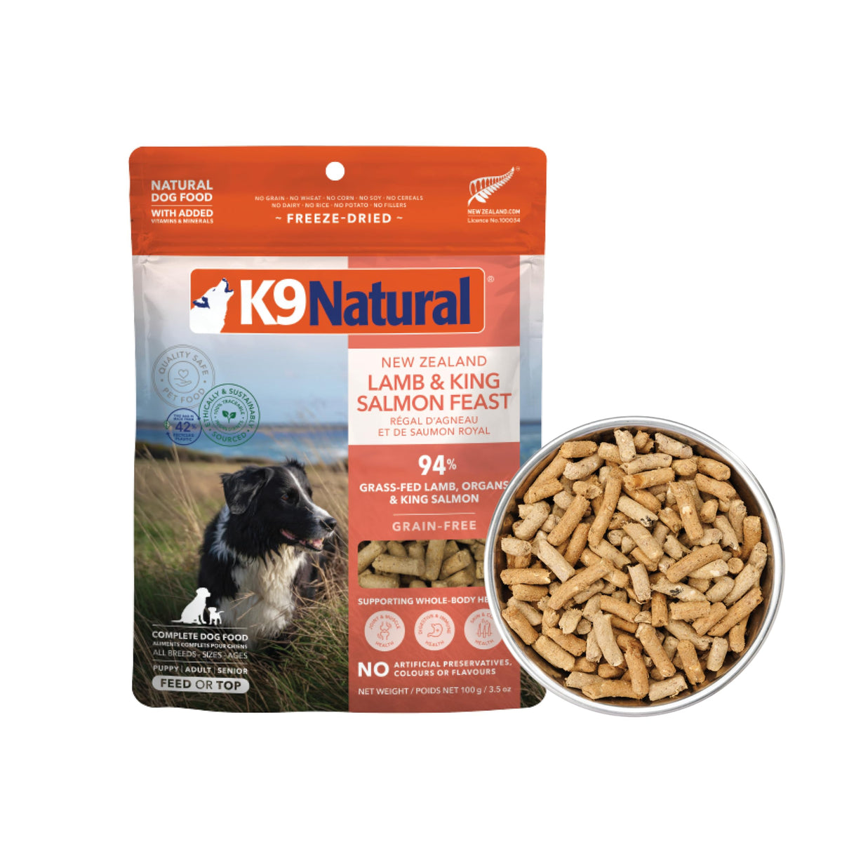 K9 Natural granules lyophilisées agneau et saumon pour chien, texture appétente.
