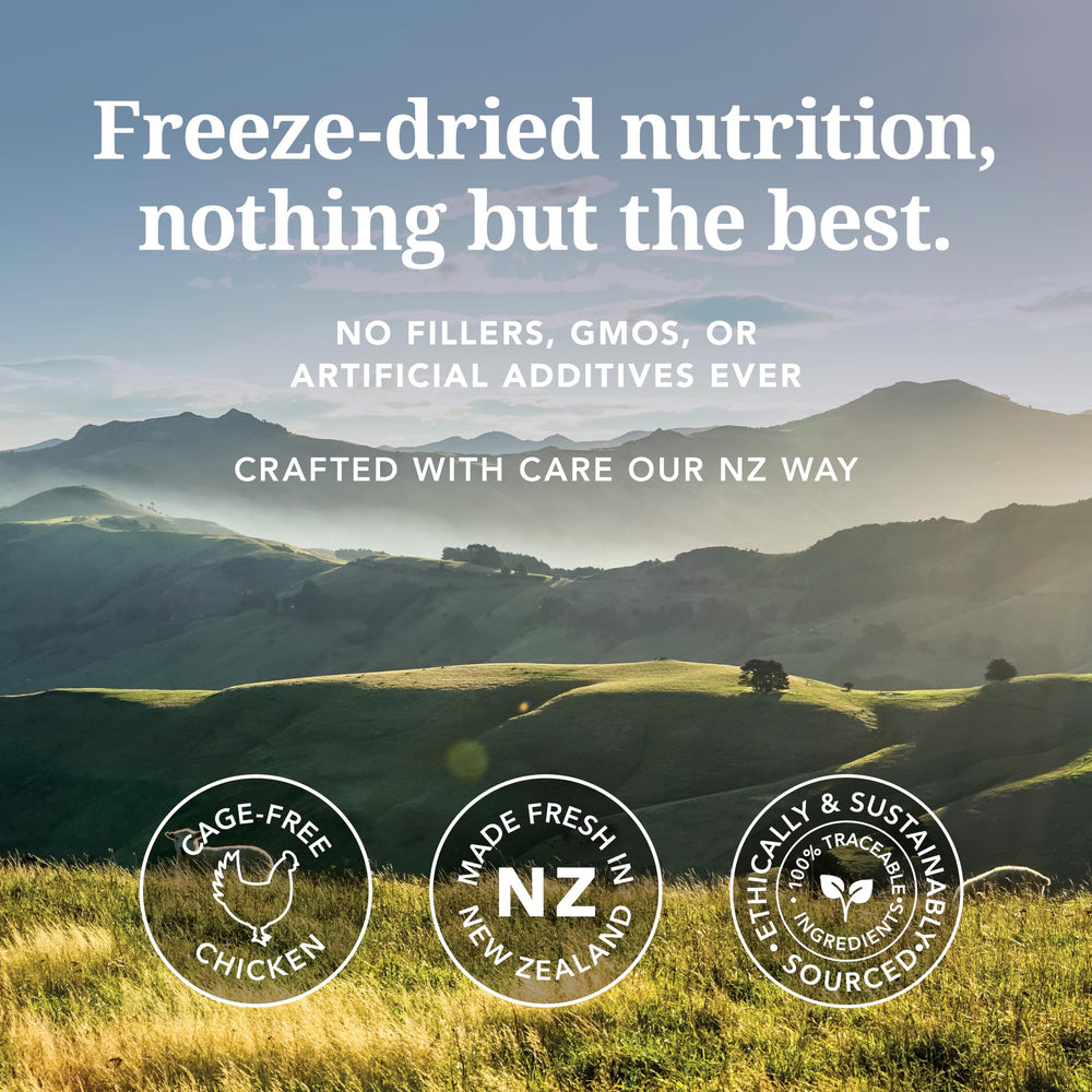 K9 Natural ingrédients visibles: poulet lyophilisé pour alimentation naturelle.