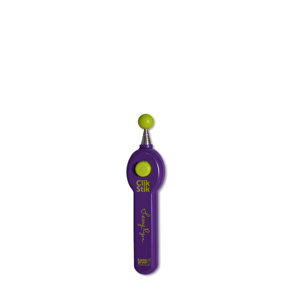 Clik Stik de Karen Pryor, baton rétractable pensé pour l'entraînement à distance.