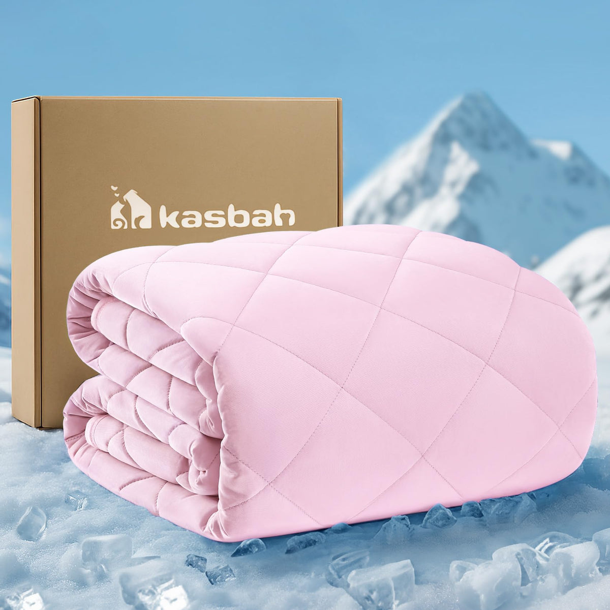 Kasbah couverture refroidissante pour chien sur canapé, offre fraîcheur et confort.