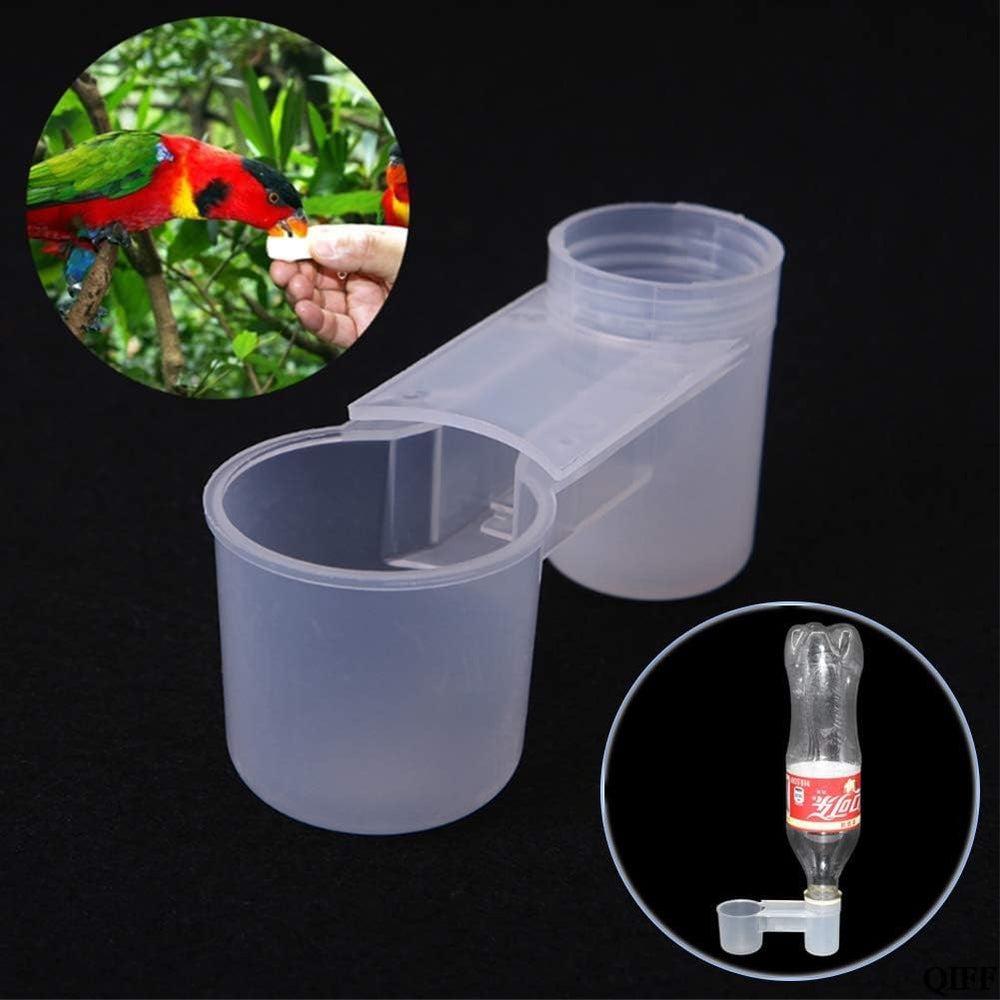 Gobelet Kathson d'eau, permet de réutiliser une bouteille recyclable.