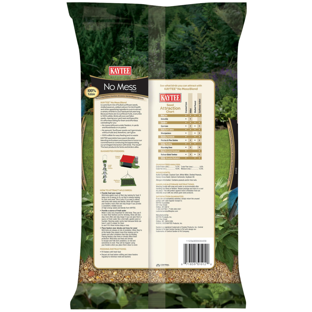 Kaytee cacahuètes décortiquées, snack riche, attire oiseaux près de la mangeoire.