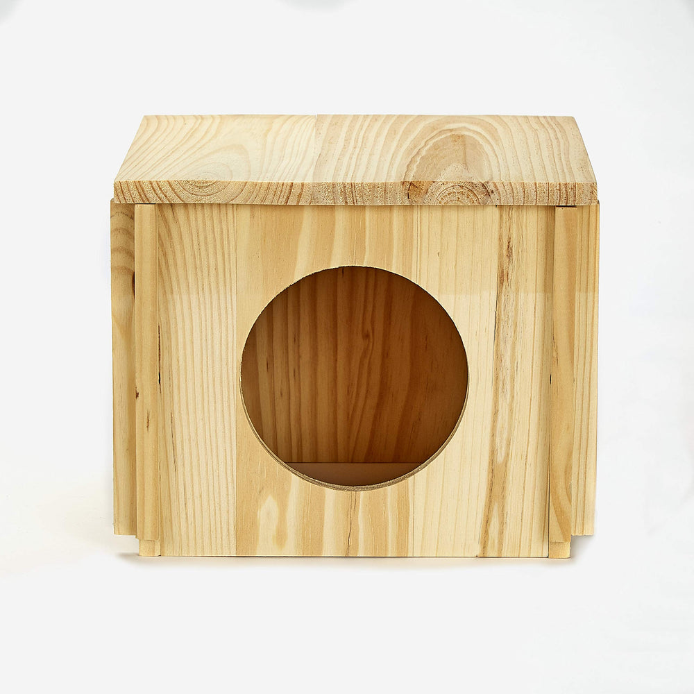 Kaytee Chinchilla Hut compatible avec les rayonnages confort pour une installation facile.