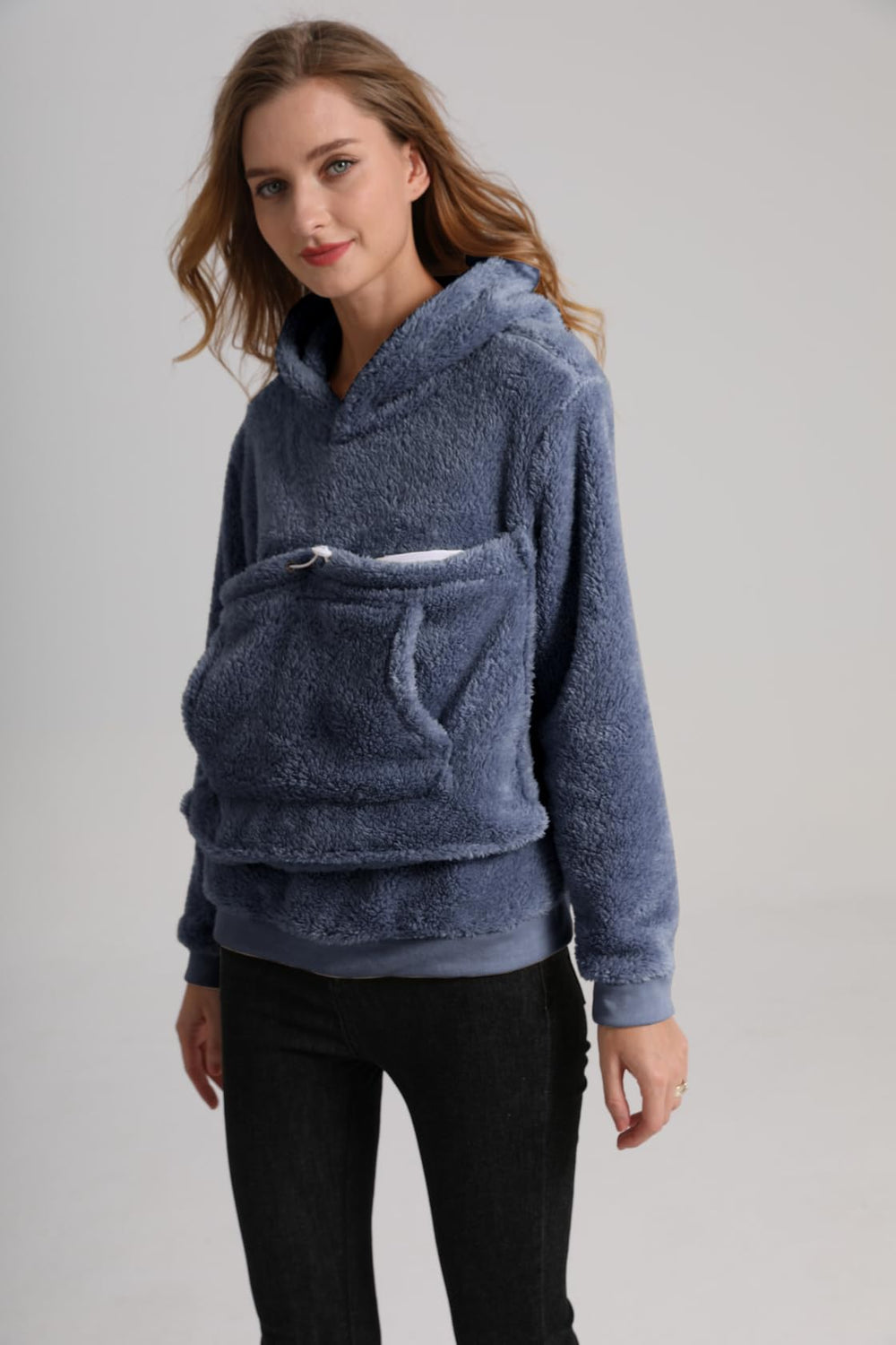 Portage mains libres idéal lors d’une promenade avec votre petit animal Kei Tomlison.