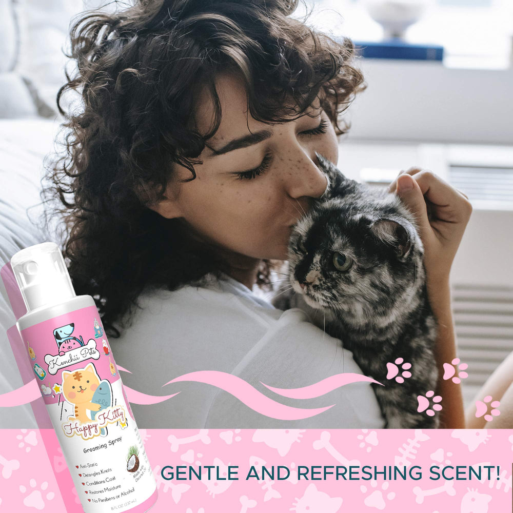 Kenchii entretien poil chaton : pratique entre les bains.