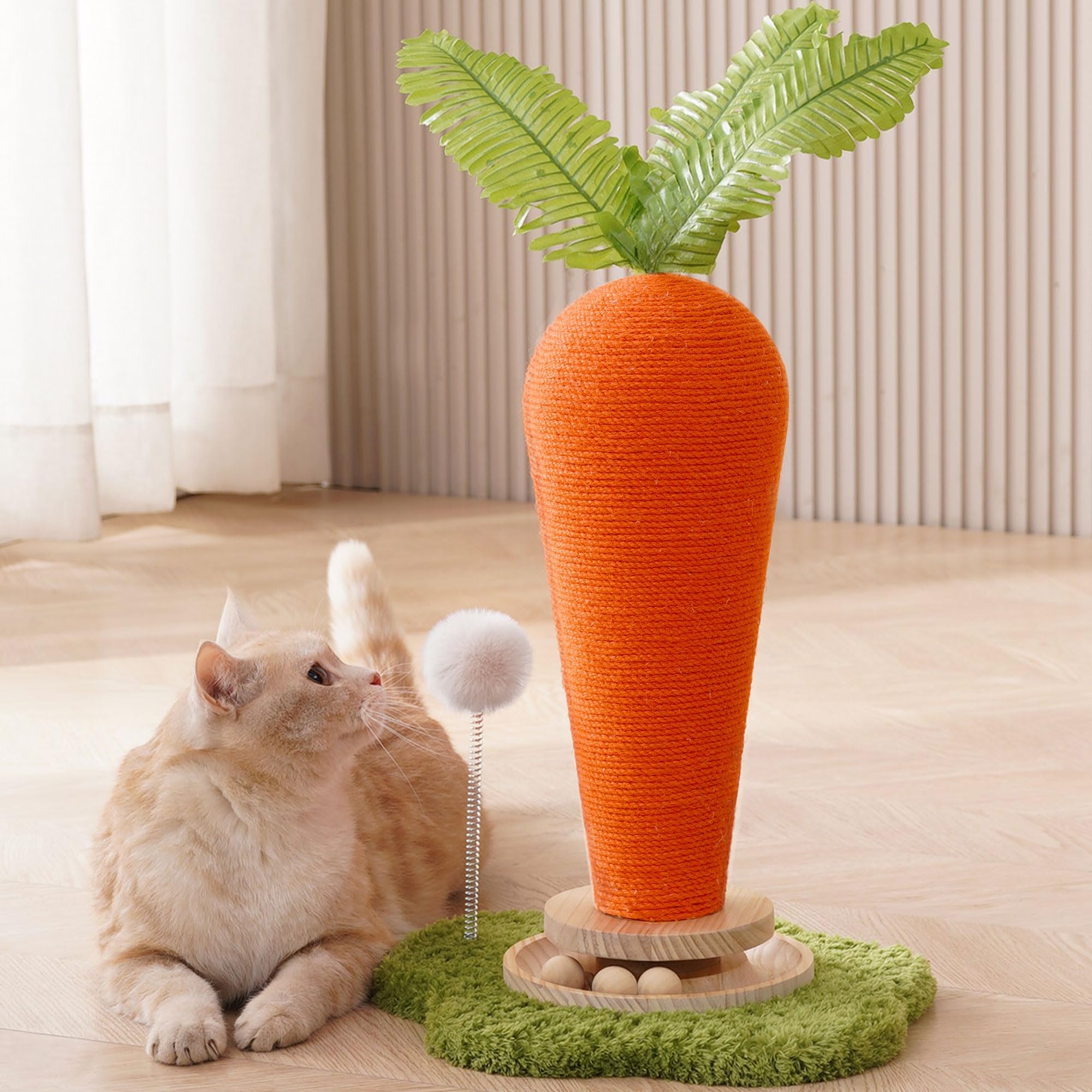 Kicari griffoir chat carotte-feuilles design stimule le jeu et l’exploration.