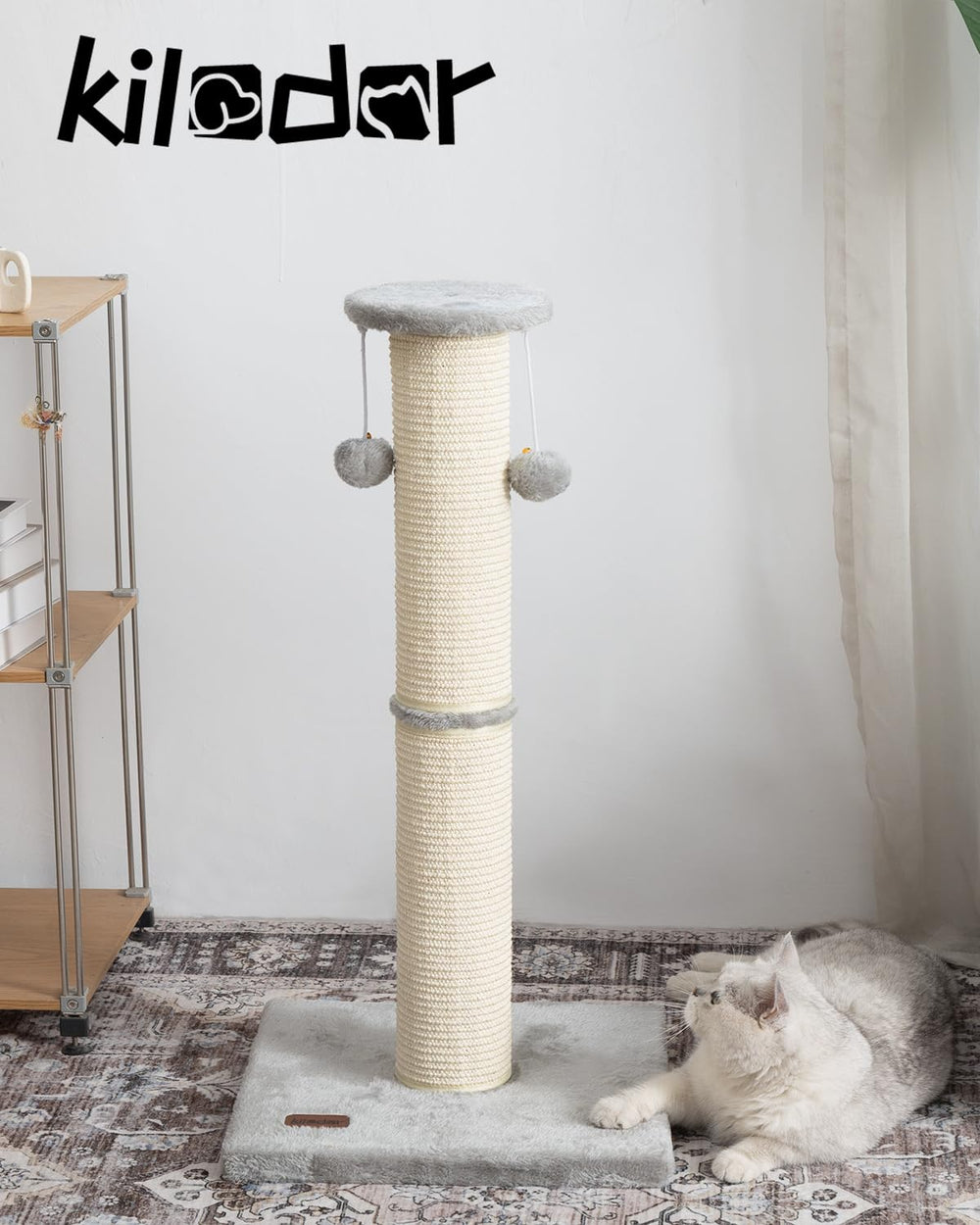 Kilodor poste-chat gris avec base stable pour chats actifs.