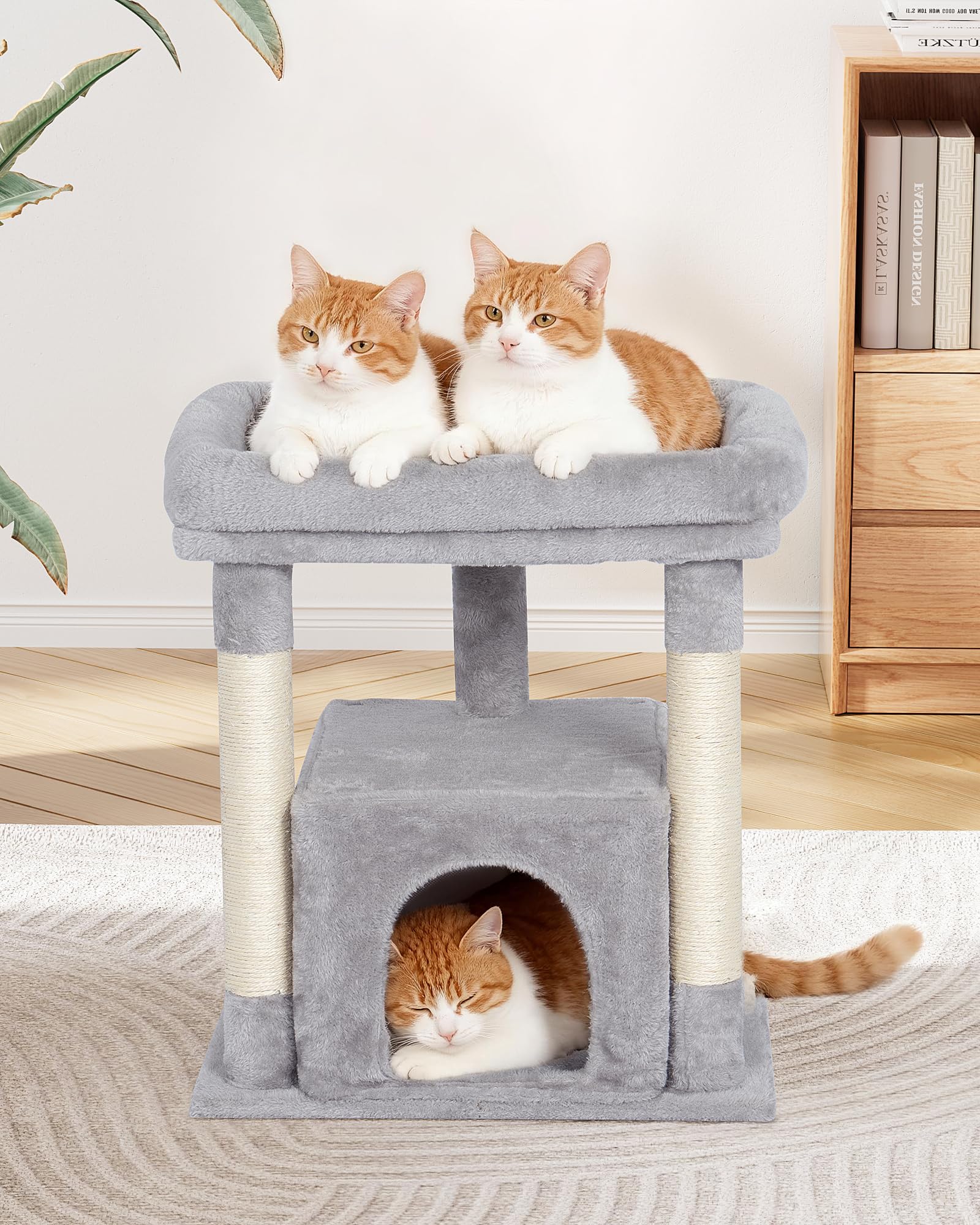 Kinotail Arbre chat : design gris clair s’intègre à votre intérieur.