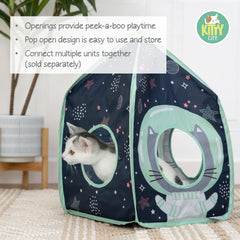 Kitty City ouvertures cache-cache cabane chat, favorisent le jeu interactif.