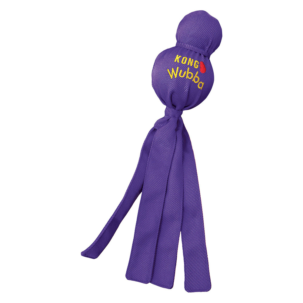 KONG Wubba en action pour tir et rapatriement, stimulation ludique pour chien