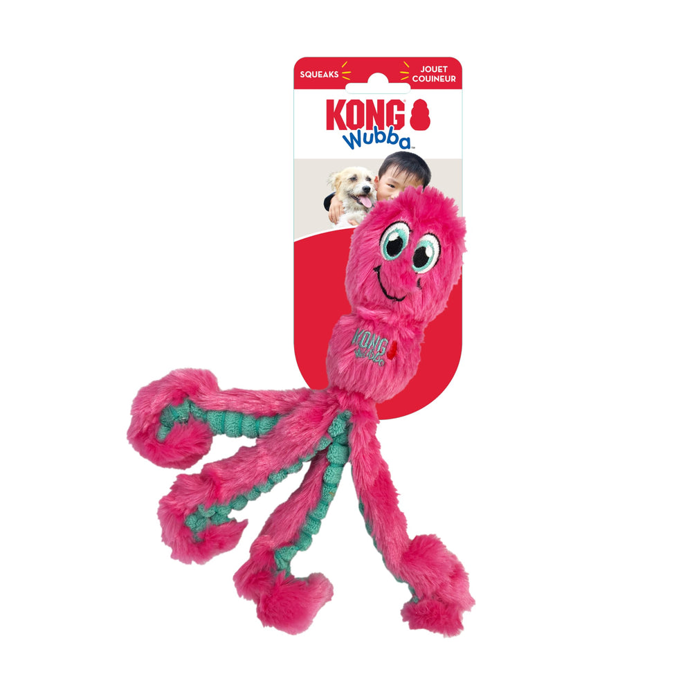 KONG Wubba Pieuvre en action: traction et rapport, idéal pour jeux intérieurs.
