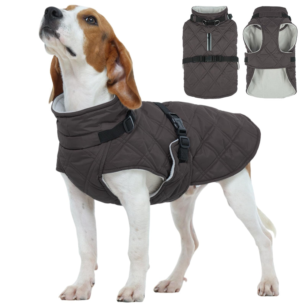 Manteau Kuoser pour chien avec harnais intégré, pratique pour promenades.