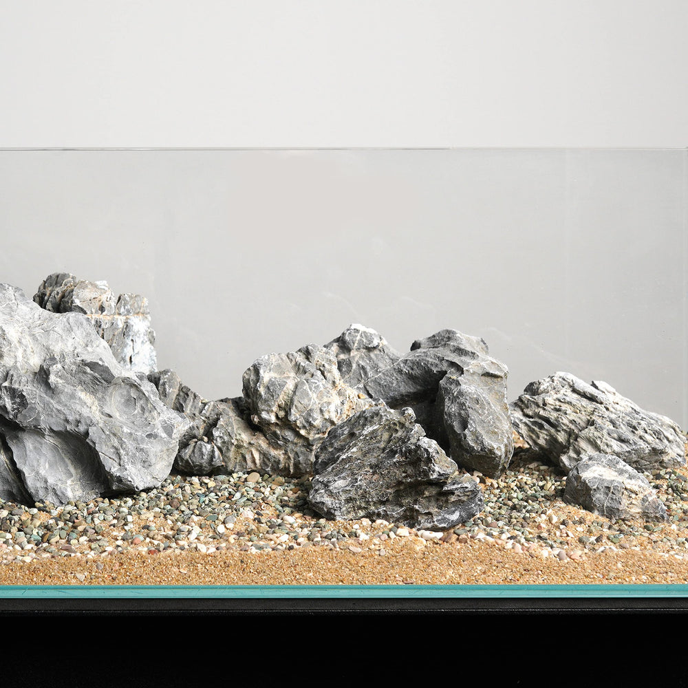 Dispositions en roches LANDEN Seiryu en piles pour structure naturelle