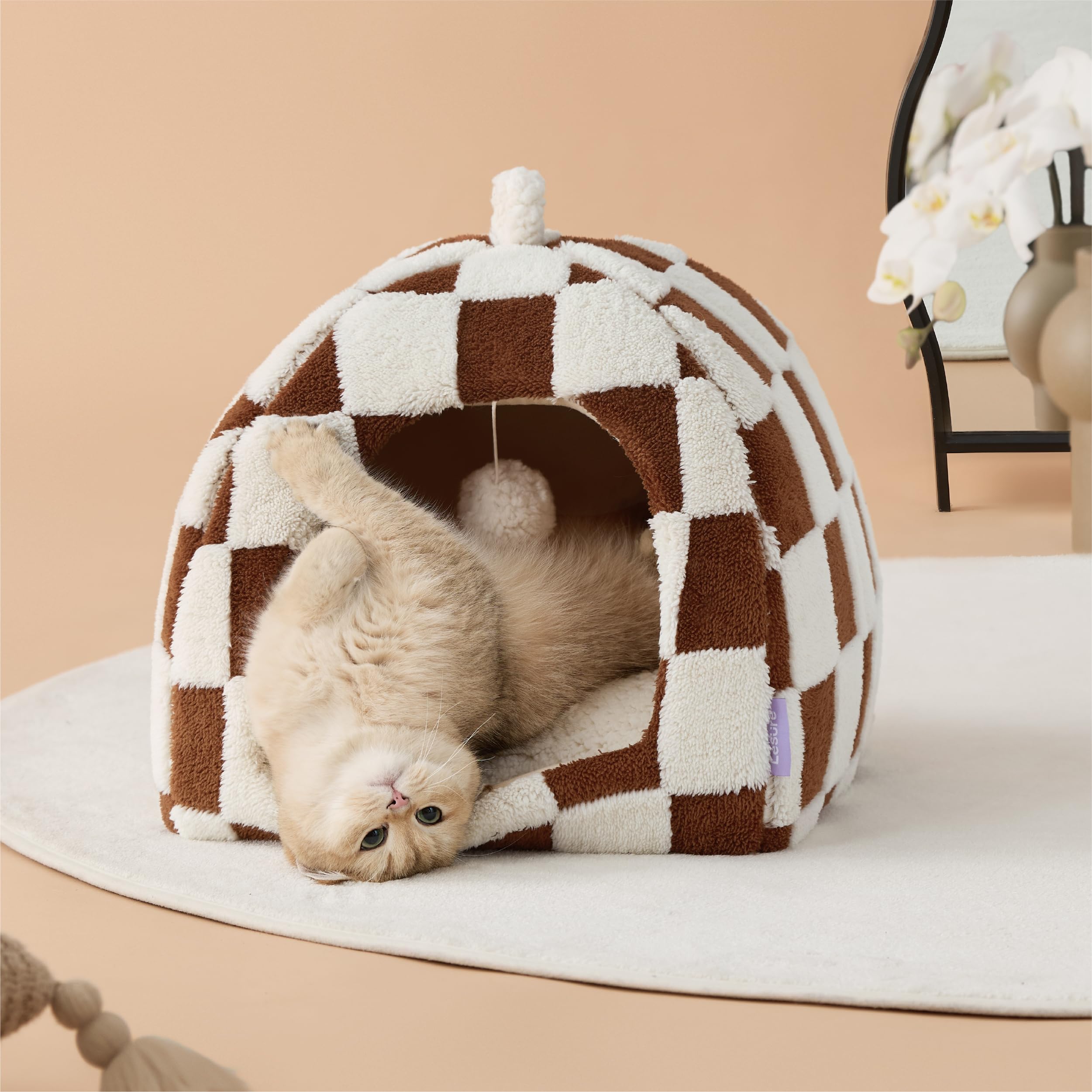 LE SURE caverne-chat-interieur: refuge douillet pour siestes paisibles.
