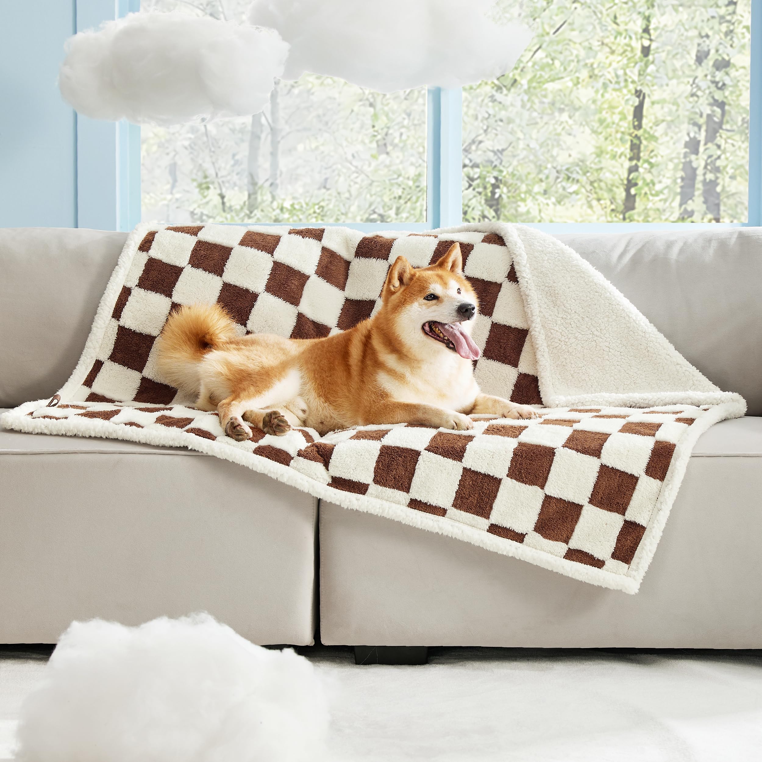 LE SURE face Sherpa douce: texture double côté cocooning ideal pour les siestes.
