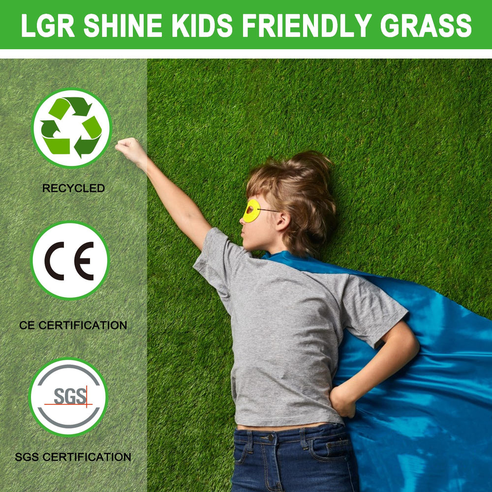 Coupe facile et adaptation du gazon artificiel LGR SHINE.