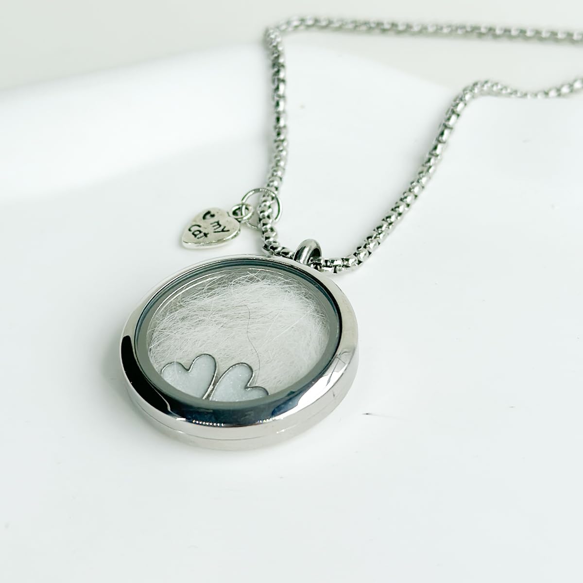 Lifelisa bijou-memoire-animaux-verre, design élégant pour préserver poils ou cendres.
