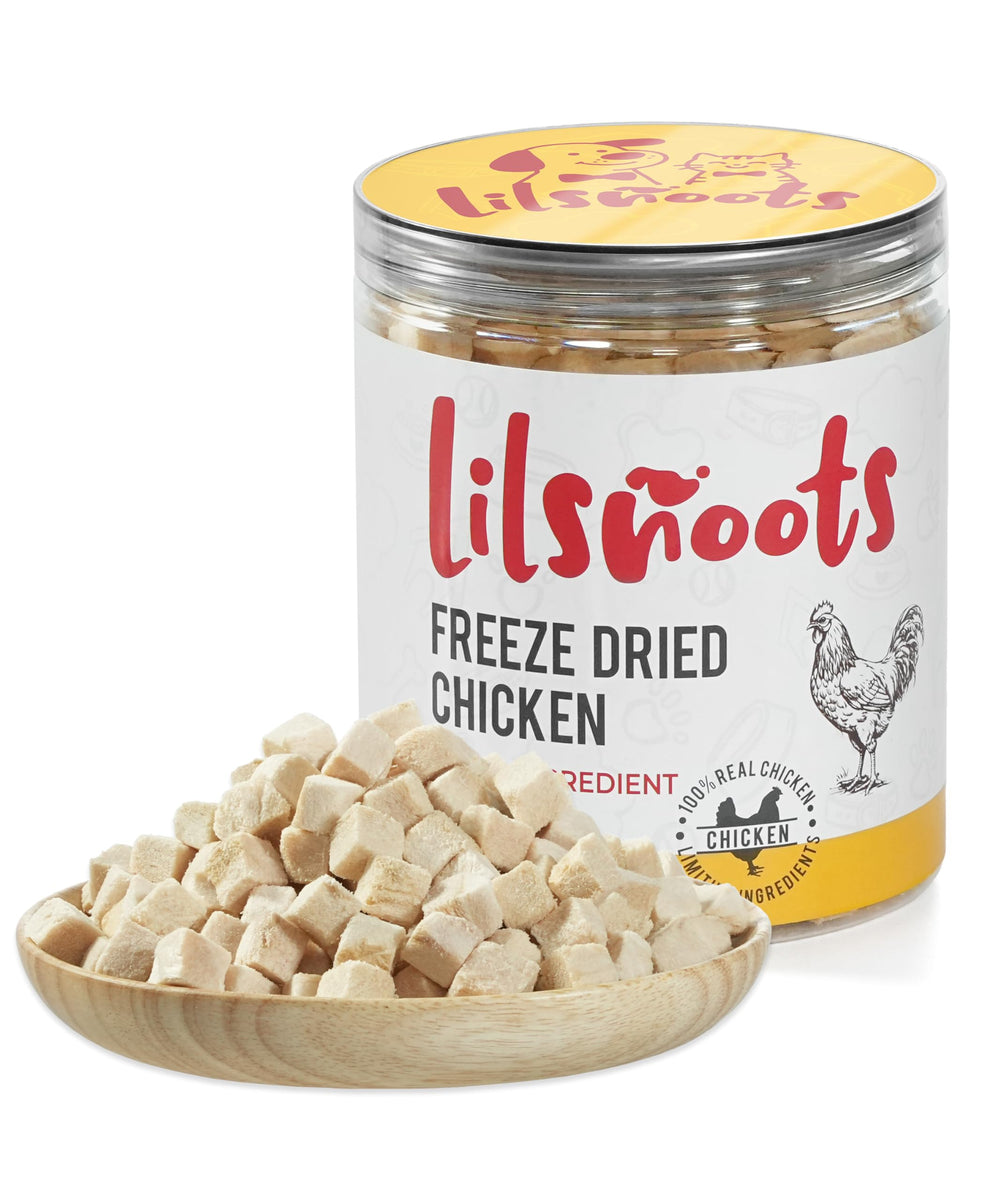 Friandise lyophilisée LILSNOOTS au poulet, texture croquante pour chiens et chats.