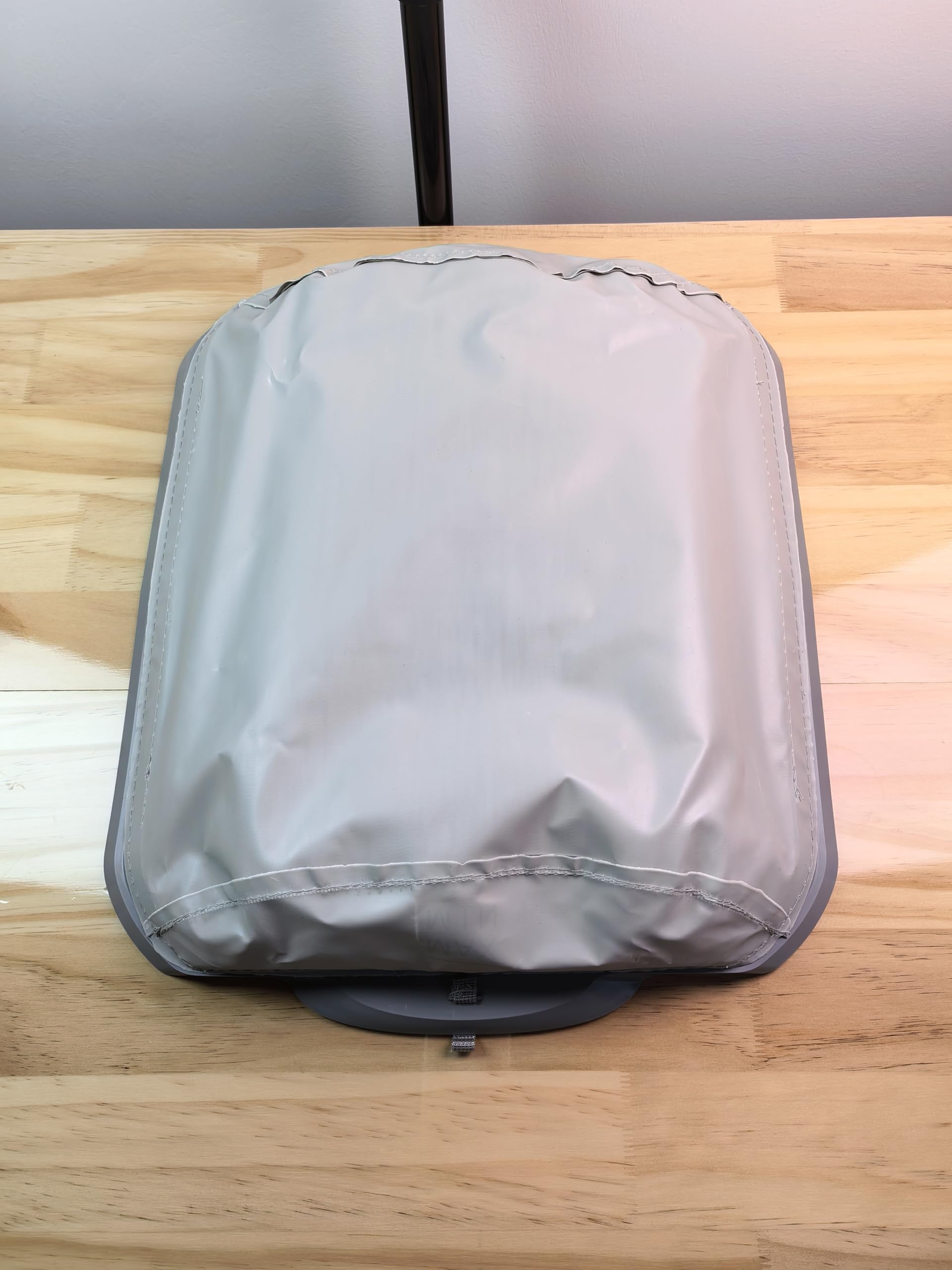 Litekipet liner amovible et facile a nettoyer, ideal pour l entretien rapide.