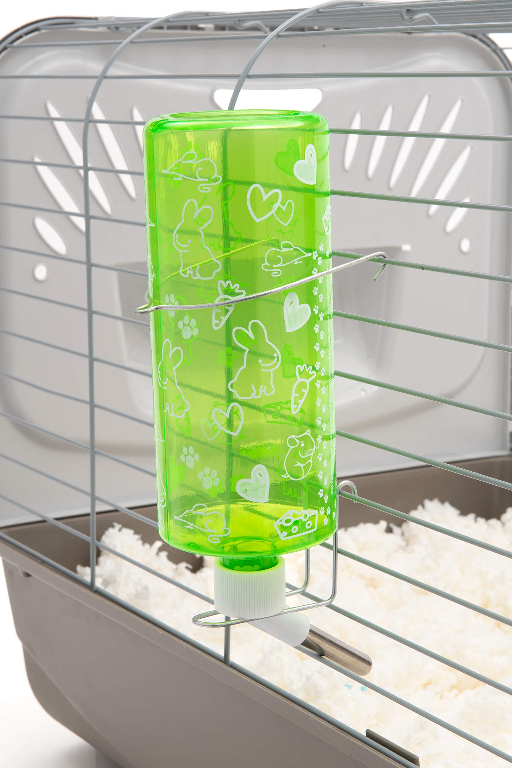 Hamster buvant avec Critter Bright, eau claire et pratique.