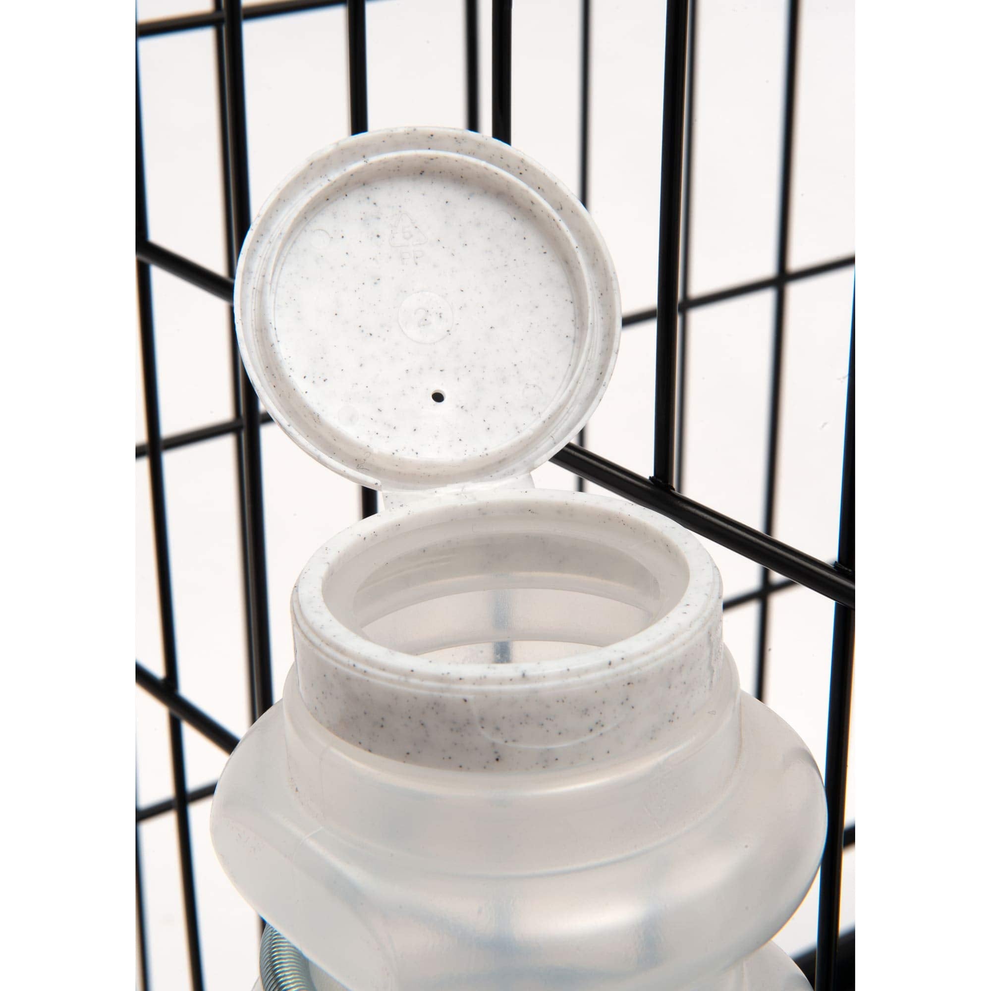 Idéale pour cages de voyage, hydratation pratique en déplacement.