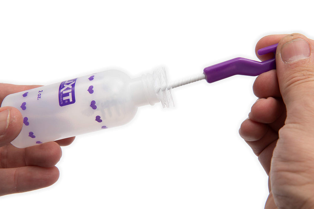 Lixit kit-nourrissage-tetines-3pcs, trois tétines interchangeables pour ajuster le débit.