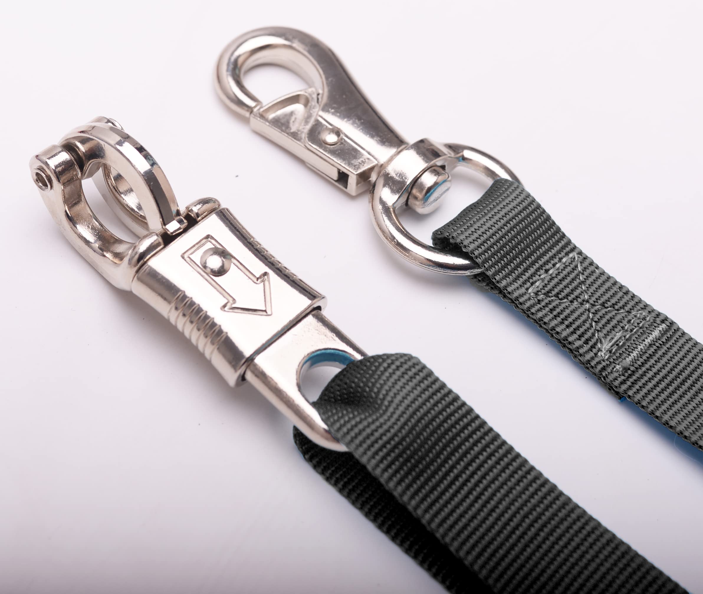 Déplacement rapide des attaches Loaged entre écurie et carrière.