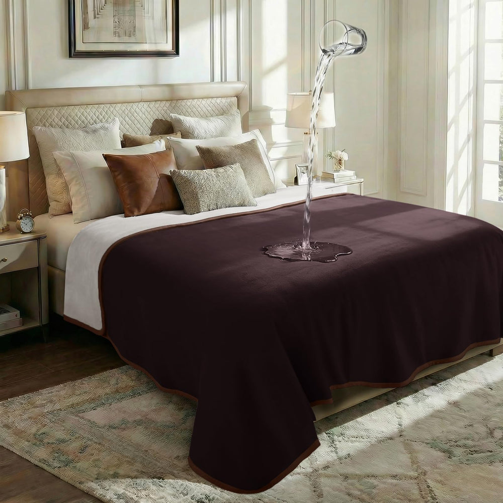Couverture Luciphia impermeable pour animaux, protege les meubles contre pipi et eclaboussures.