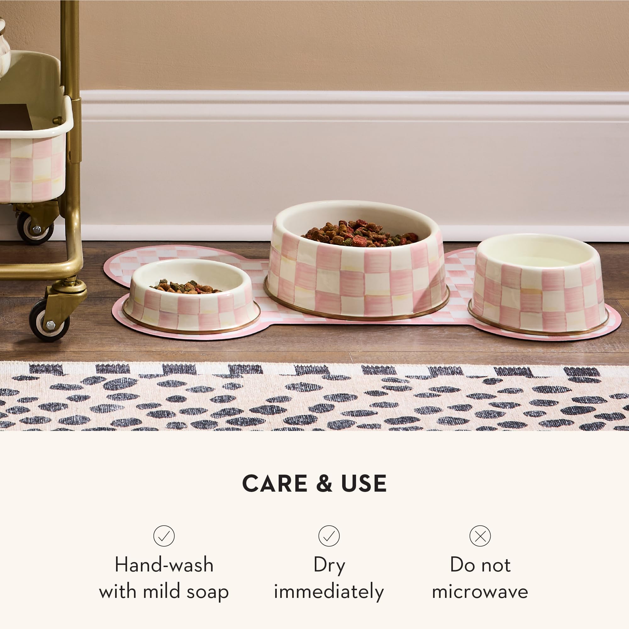 Bol en émail Mackenzie-Childs Rosy Check, cadeau chic et durable.