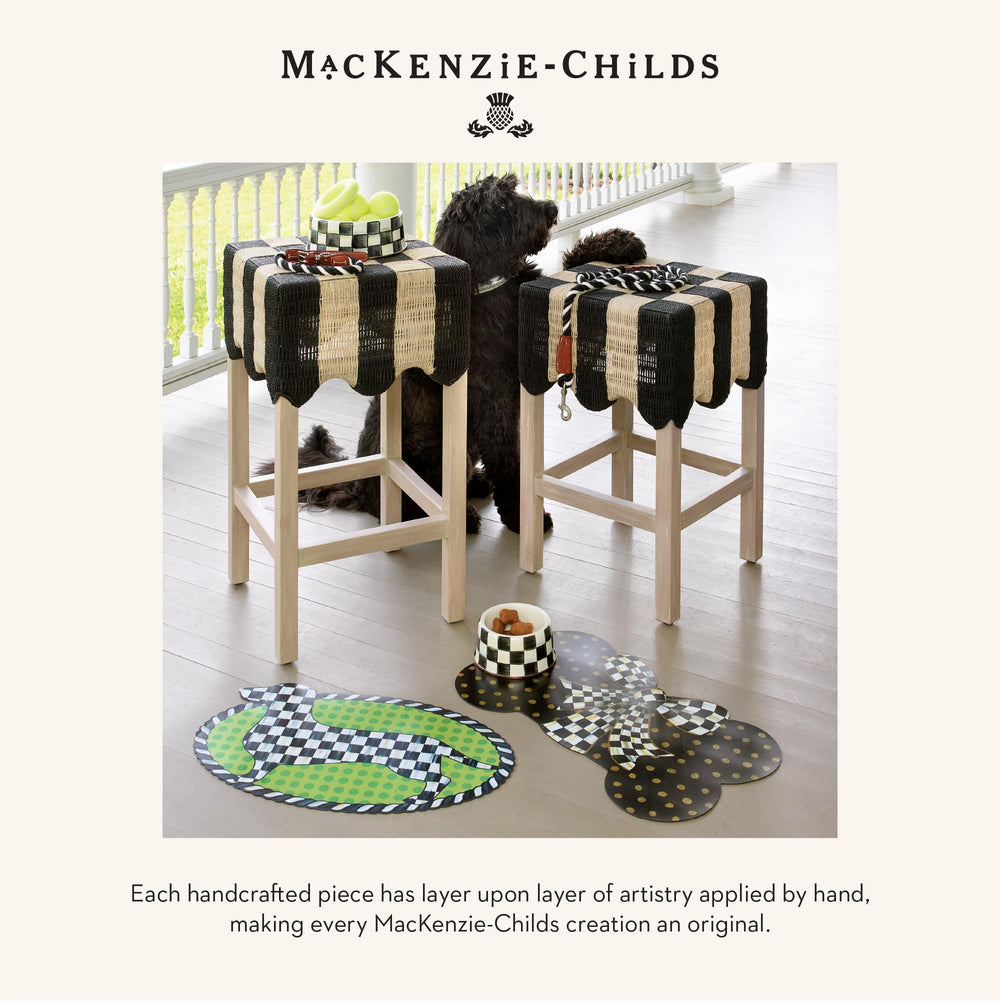 MacKenzie-Childs tapis-repas cède à un cadeau idéal pour amoureux d’animaux et design.